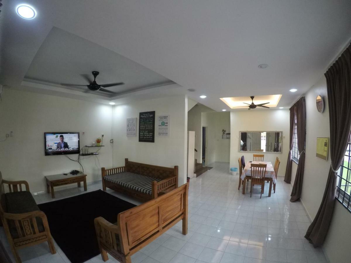 Casa Drezqi Homestay Melaka Private Pool 外观 照片